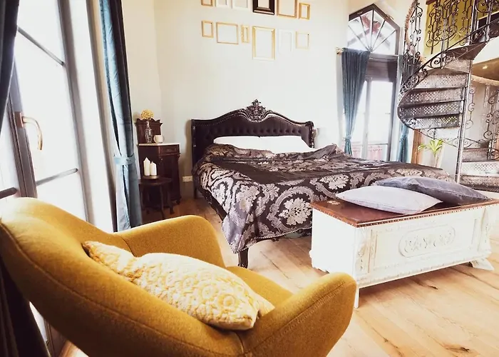 Amberner Penthouse Lodge